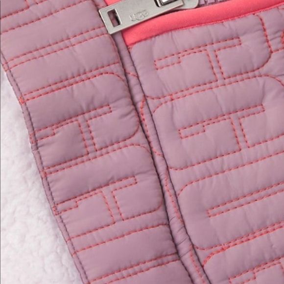 UGG NWT Iggy Sherpa Half-Zip Pullover Pink Salt - Picture 6 of 9